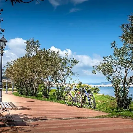 Отель Entheos Center Kefalonia 4*